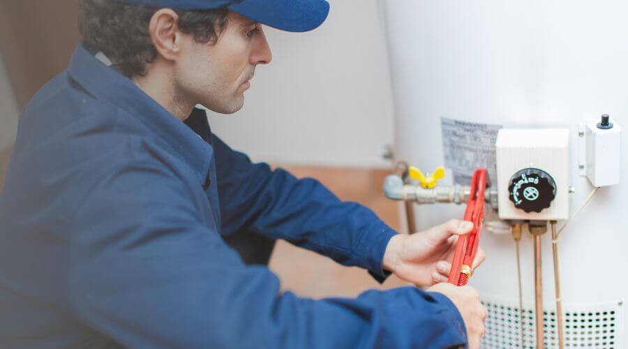 Professional water heater repair in Elk Grove Village, IL